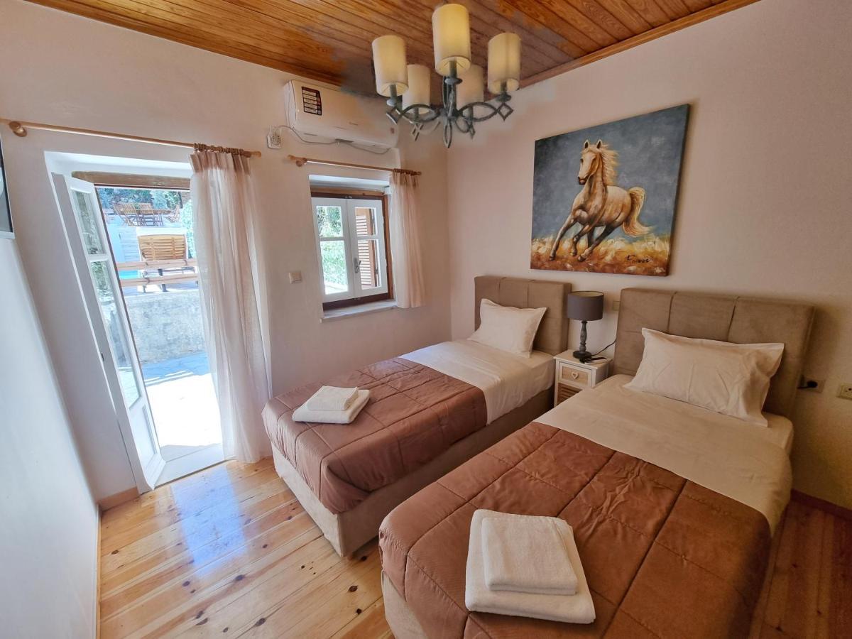 Karya Boutique Mansion Villa Kariá Екстериор снимка